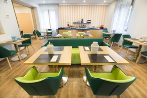 Frühstück, Abendessen und Brunch