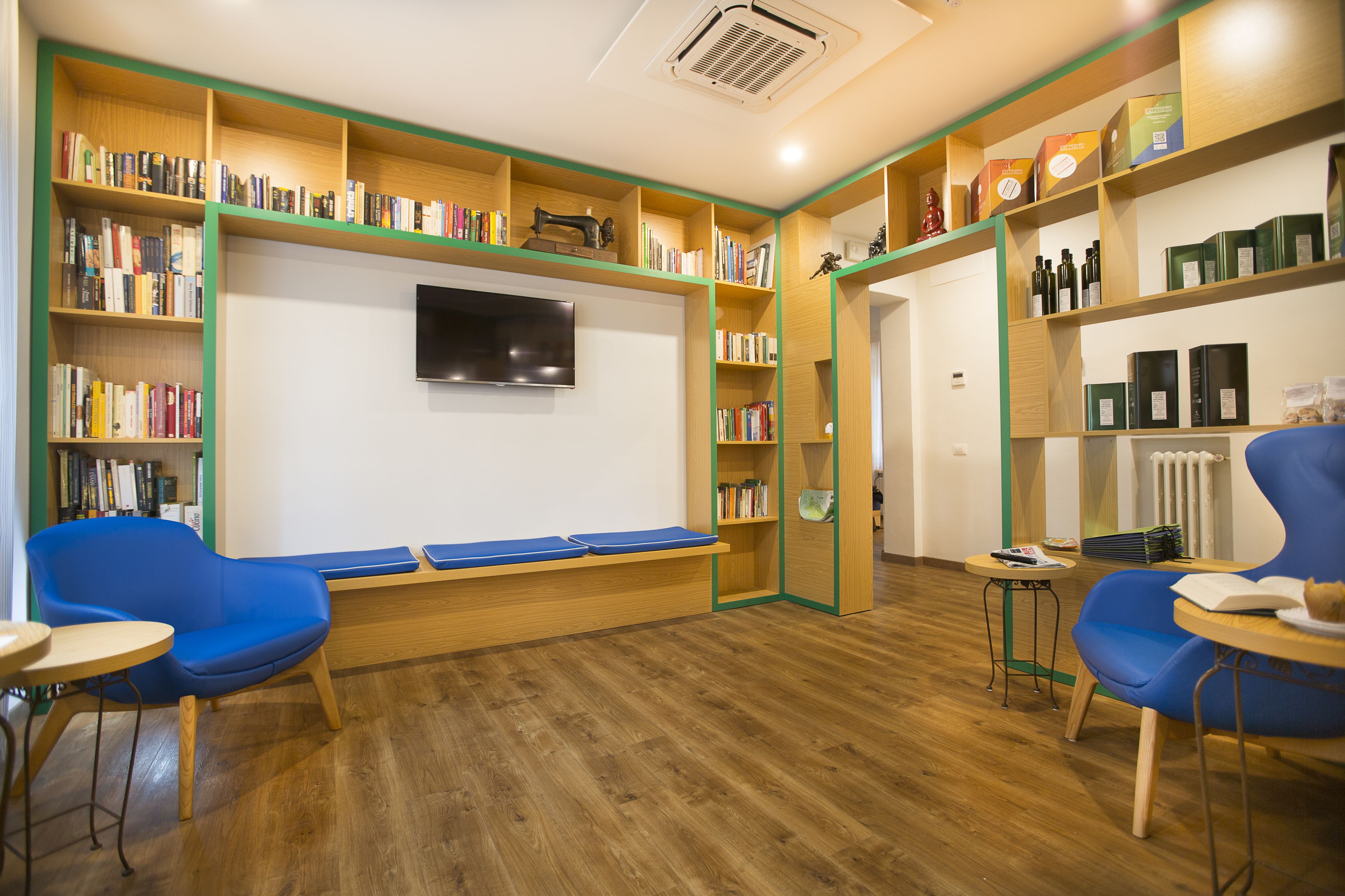 breakfast, lunch, dinner served; mediterranean cuisine, garden views