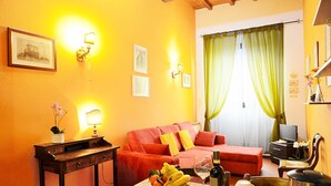 Unclassified image, 5 of 44, button - Sani Tourist House (Florence)