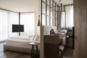 Penthouse Suite | Allergitestet sengetøy, senger med Select Comfort-madrass og minibar