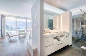 Panoramic Suite | Bathroom - Hotel Ansitz Plantiz (Merano)