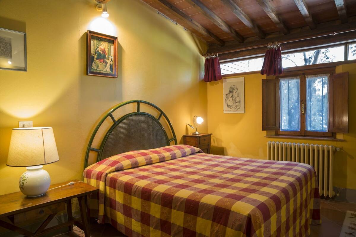 Individually decorated, individually furnished, desk, blackout drapes