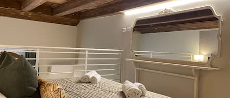 Suite | 1 soveværelse, dundyner, individuelt design, individuel indretning