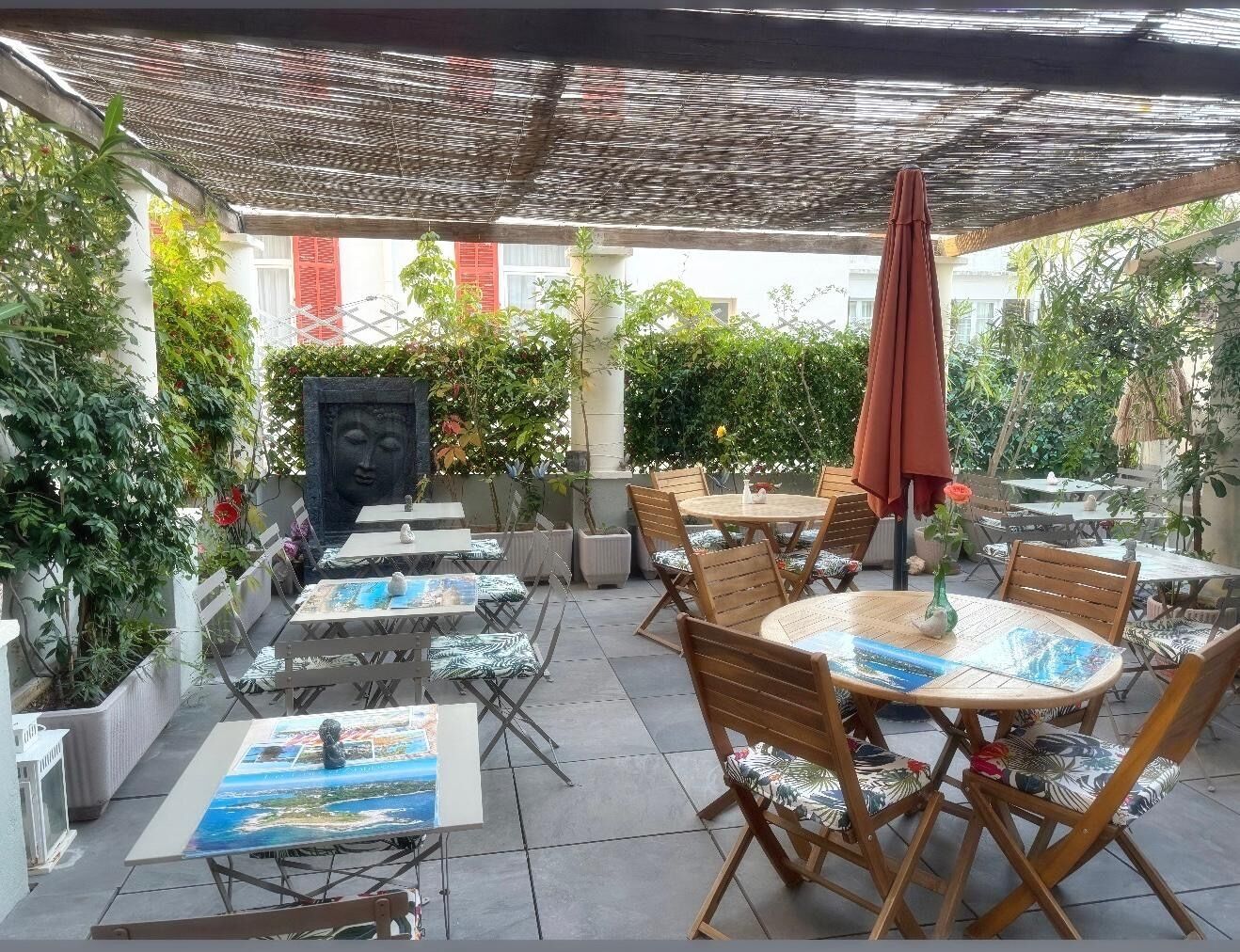 Terrace/patio