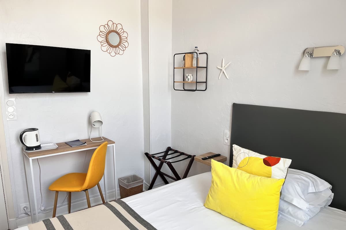 Cabine une place | Coffres-forts dans les chambres, décoration personnalisée