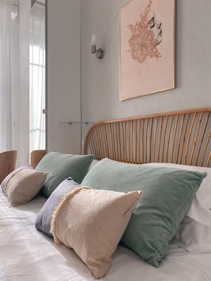 Cosy, vue mer | Värdeförvaringsskåp på rummet, individuell inredning och unika möbler