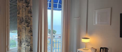 Cosy, vue mer | Coffres-forts dans les chambres, décoration personnalisée