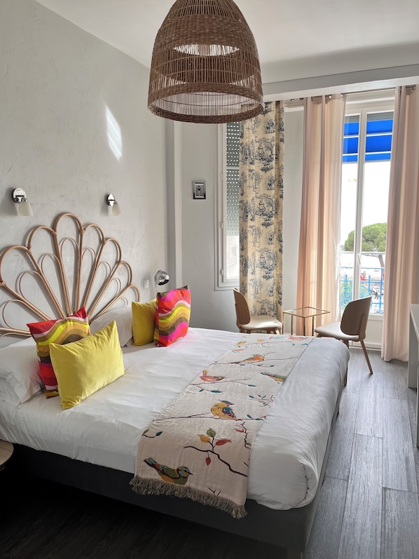 Cofres nos quartos, individualmente decorados