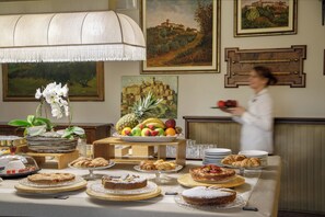 Inbegriffenes Frühstücksbuffet
