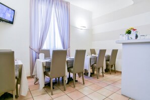 Breakfast area - Hotel Bella Firenze (Florence)