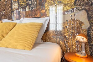 Double Room | Individually decorated, individually furnished, desk, blackout curtains - Hôtel Cecil (Antibes)