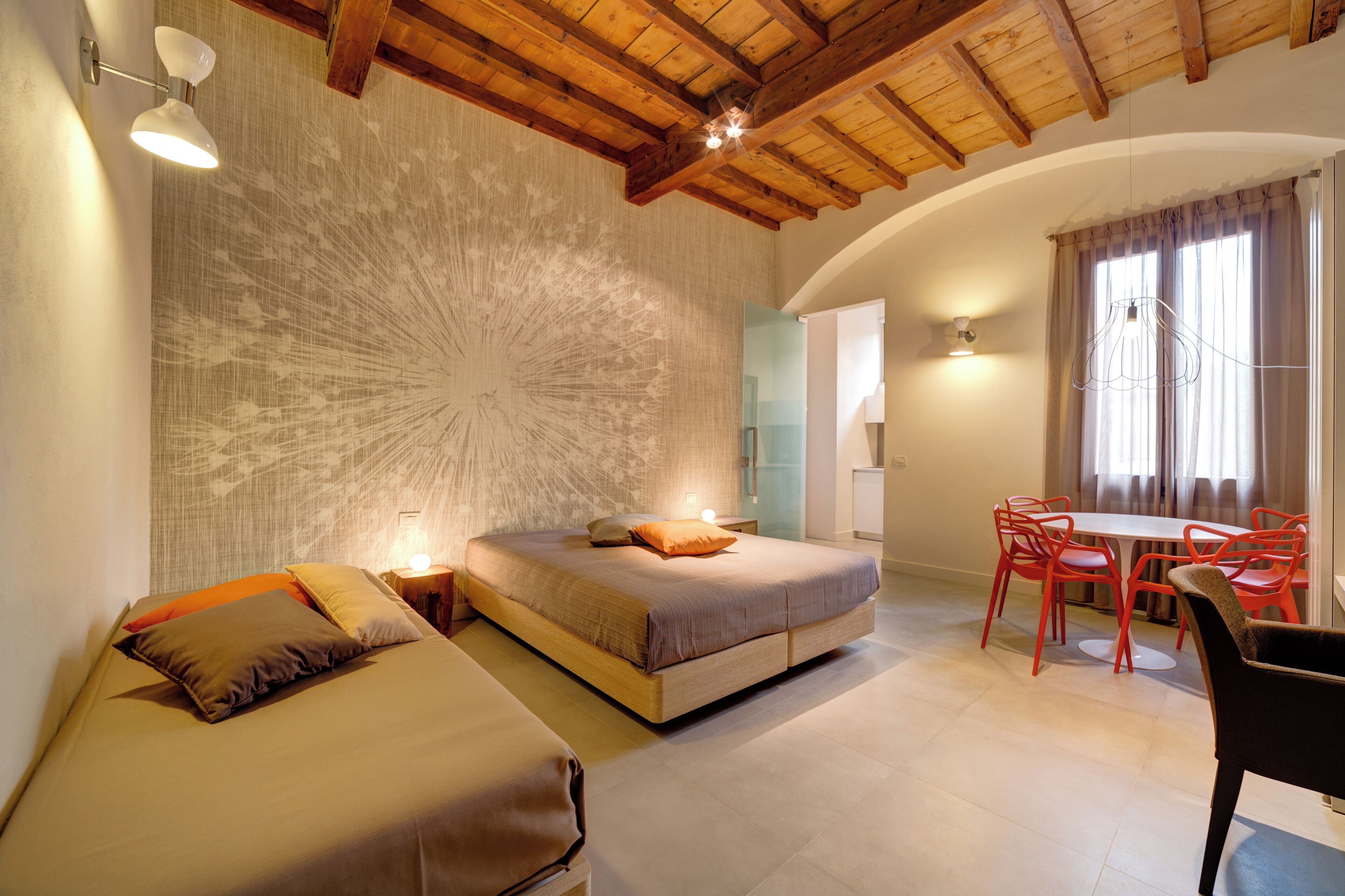 Suite | Egyptian cotton sheets, premium bedding, in-room safe, desk