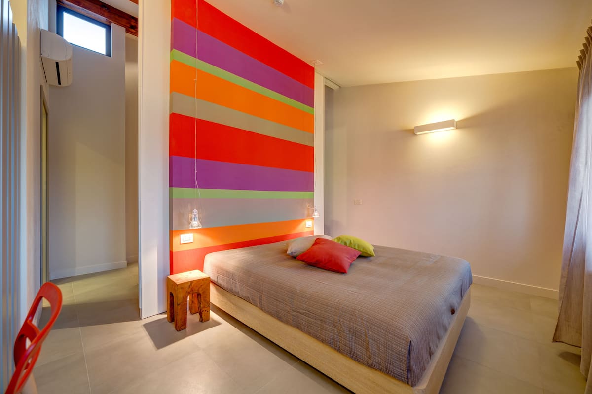 Panoramic Suite, 1 Bedroom, City View | Premium bedding, in-room safe, desk, cots/infant beds
