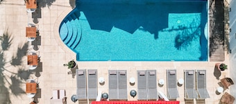 Hotel La Villa Juan Beach