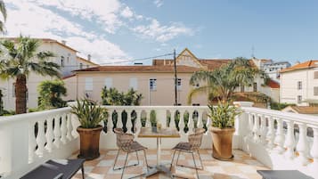 Camera Exclusive | Terrazza/patio