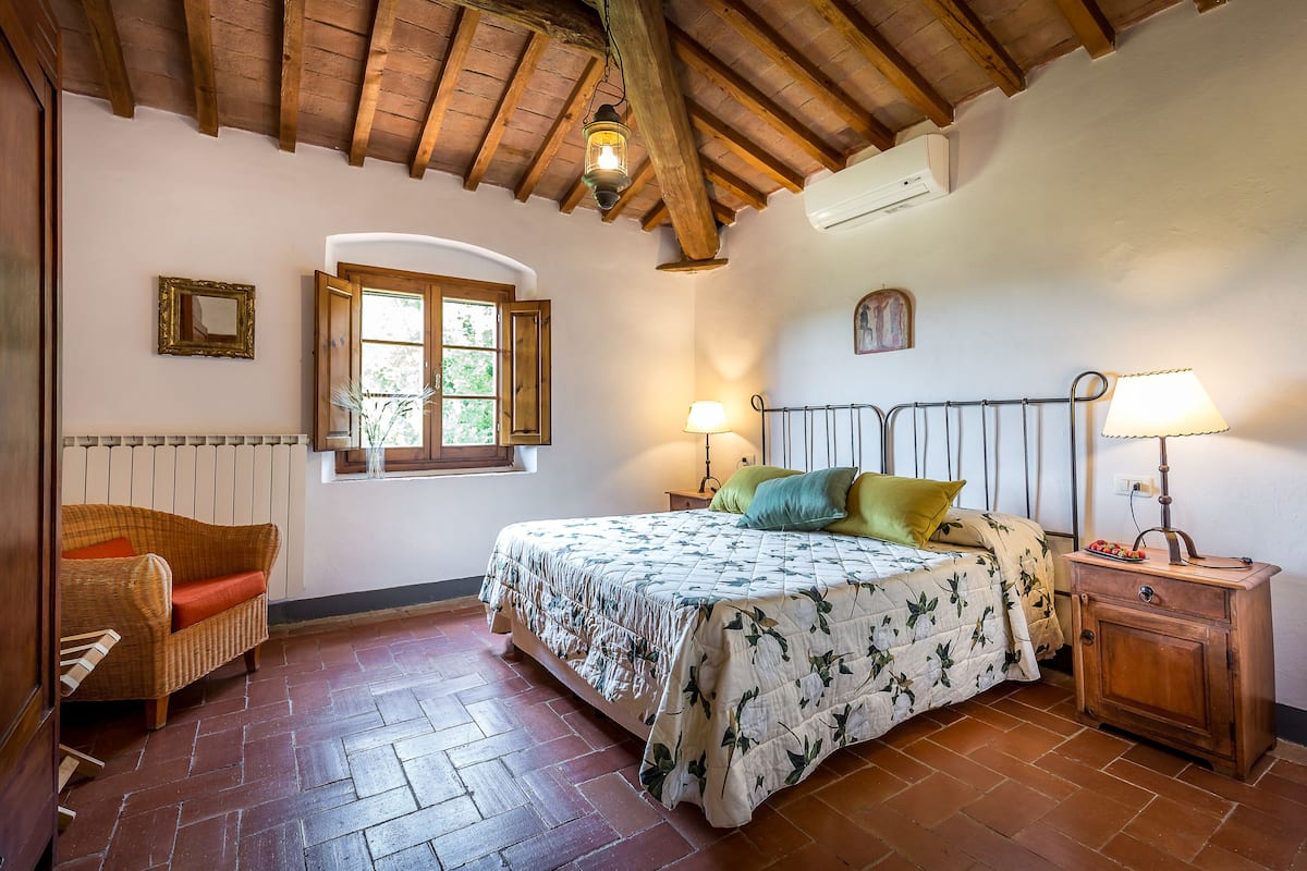 Villa familiare, letti multipli, edificio separato | 1 camera, biancheria da letto di alta qualità, ferro/asse da stiro