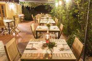 Breakfast, lunch and dinner served - Relais Poggio Borgoni (San Casciano in Val di Pesa)