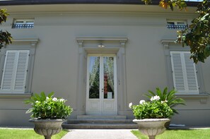 Entrée de l’hébergement