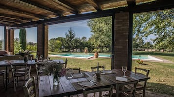 Breakfast, lunch, dinner served; Italian cuisine, pool views