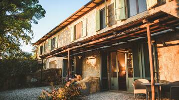 Chambre Double Deluxe, 1 lit double, vue vignoble, cÎté jardin | Terrasse/Patio