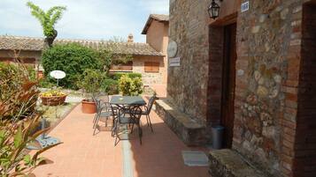 Apartamento, 1 habitación, patio (3 people) | Terraza o patio