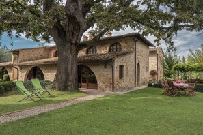 Exterior - Borgo al Cerro (Casole d'Elsa)