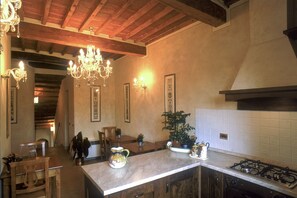 Food court - Palazzo al Torrione (San Gimignano)