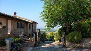 Exterior - Casale Virgili (Siena)
