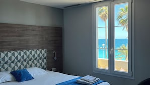 Privilege Double Room, Sea View | Premium bedding, down comforters, in-room safe, desk - Flots D'Azur (Nice)