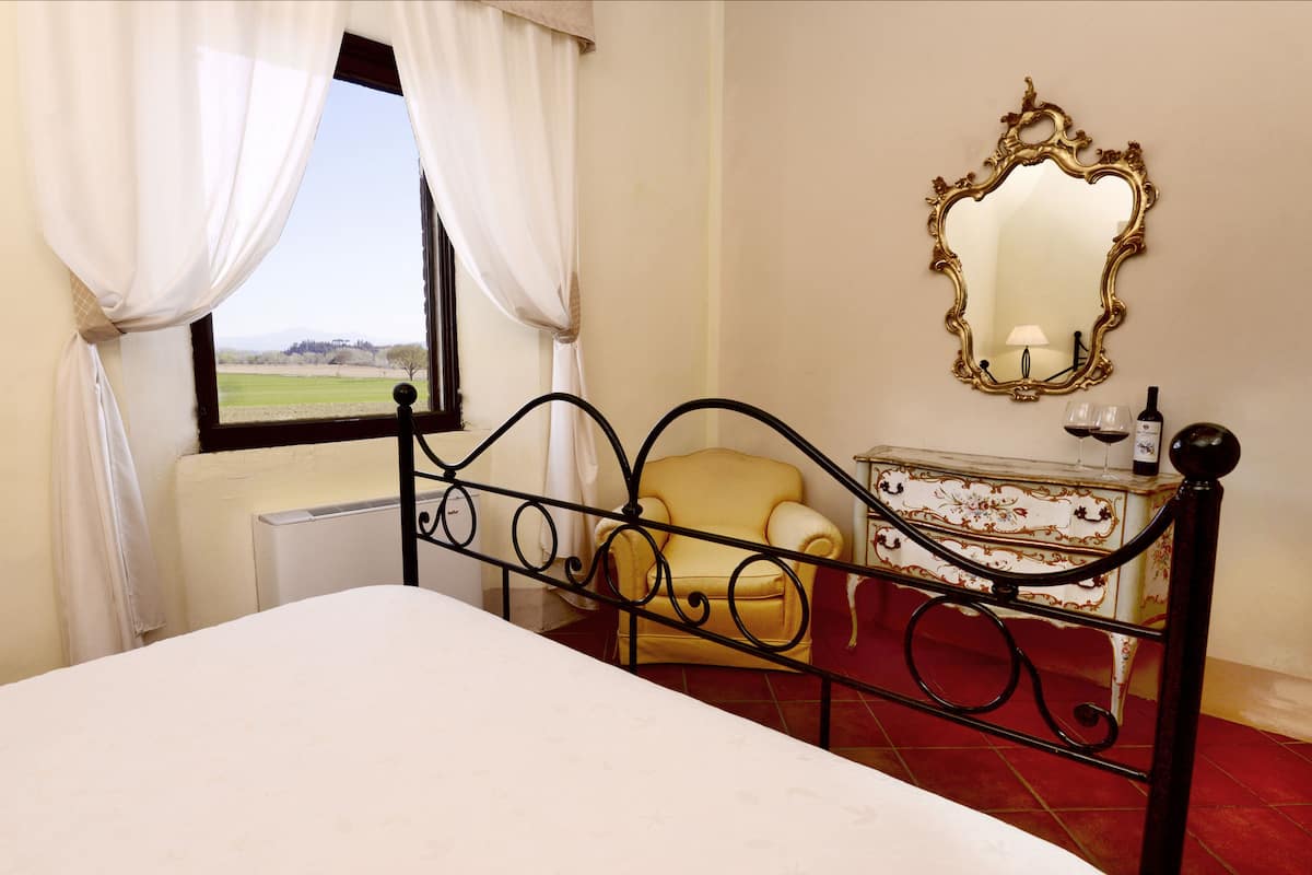 Luxury Villa, 6 Bedrooms, Kitchen, Valley View | Premium bedding, minibar, desk, soundproofing