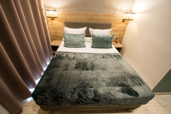 Double / Single Room