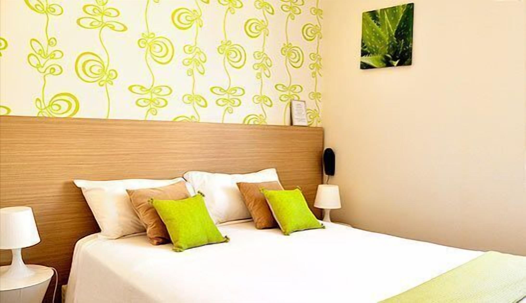 double room | desk, soundproofing, free wifi