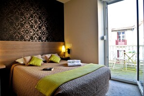 Bureau, chambres insonorisées, Wi-Fi gratuit