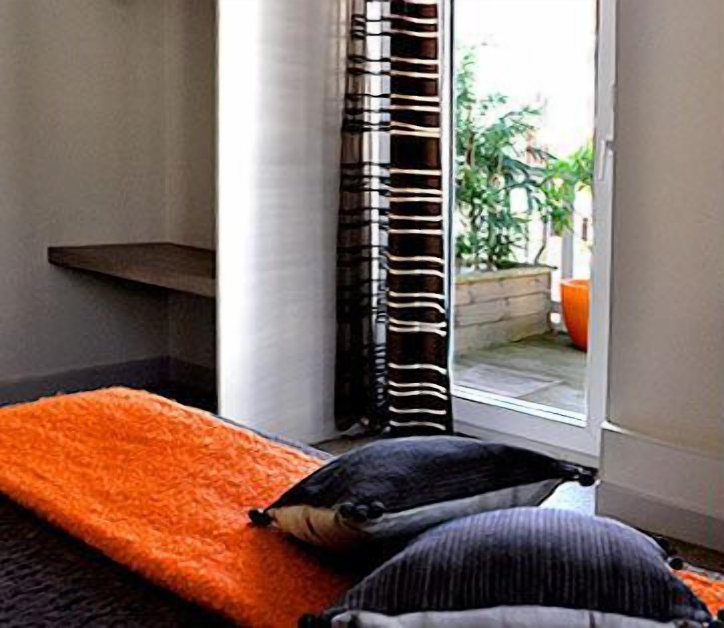 triple room | desk, soundproofing, free wifi