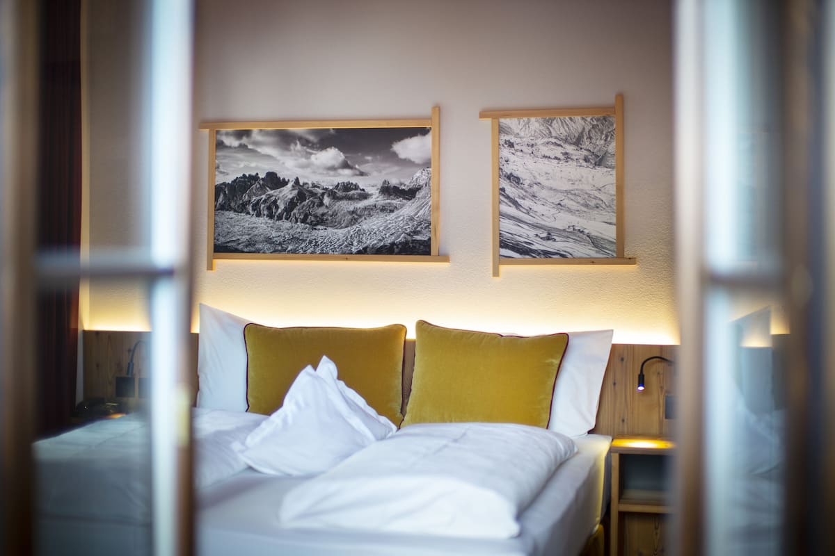 superior room | down duvets, free wifi, bed sheets