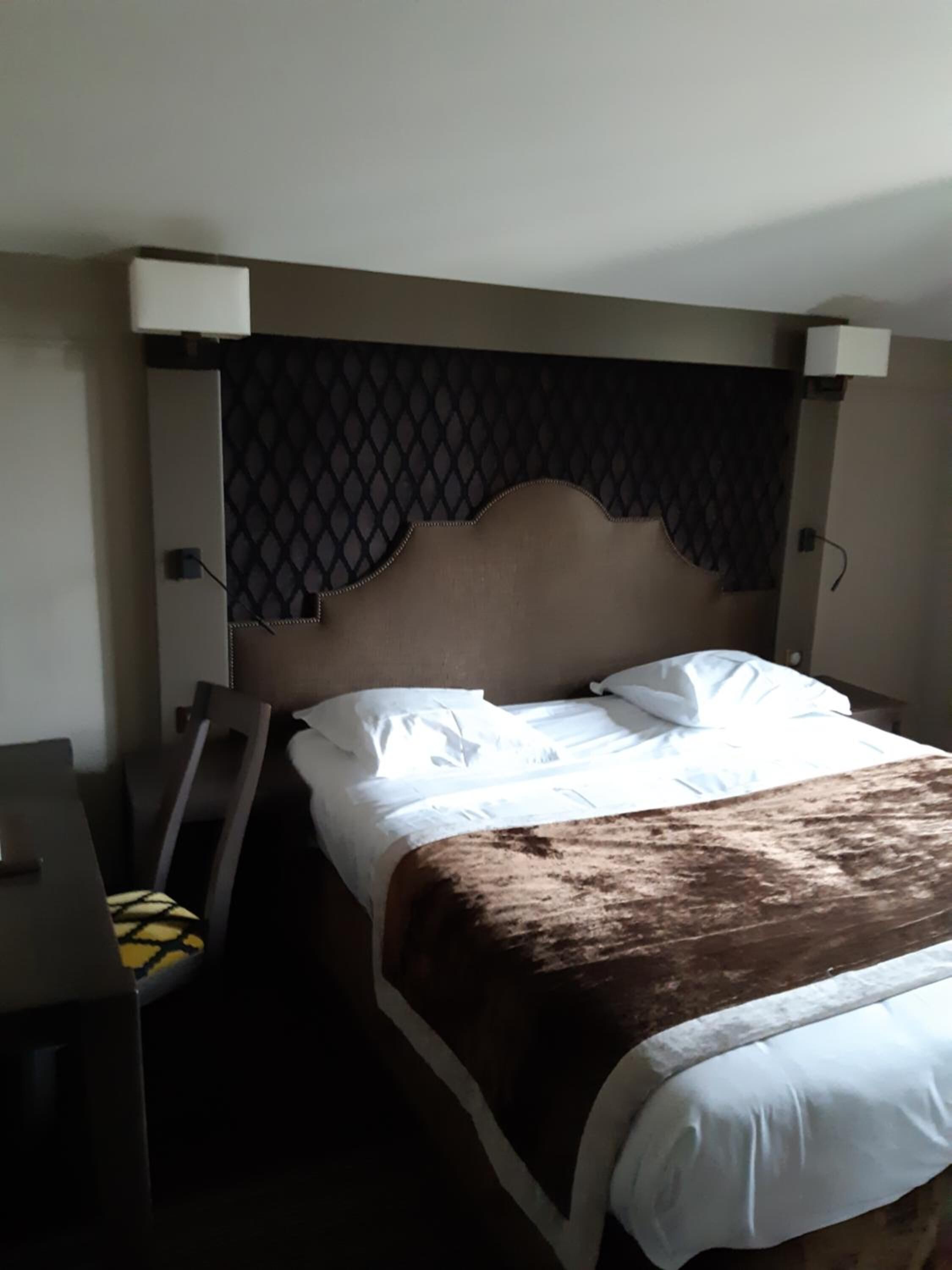 premium bedding, in-room safe, desk, blackout curtains