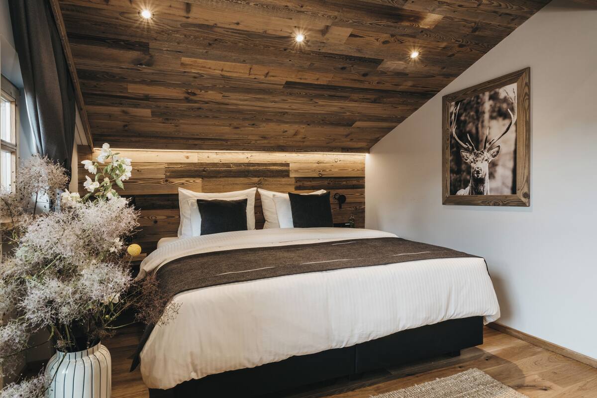 zwei zimmer apartment superior (exklusive endreinigung 99 euro) | 2 bedrooms, in-room safe, free wifi, bed sheets