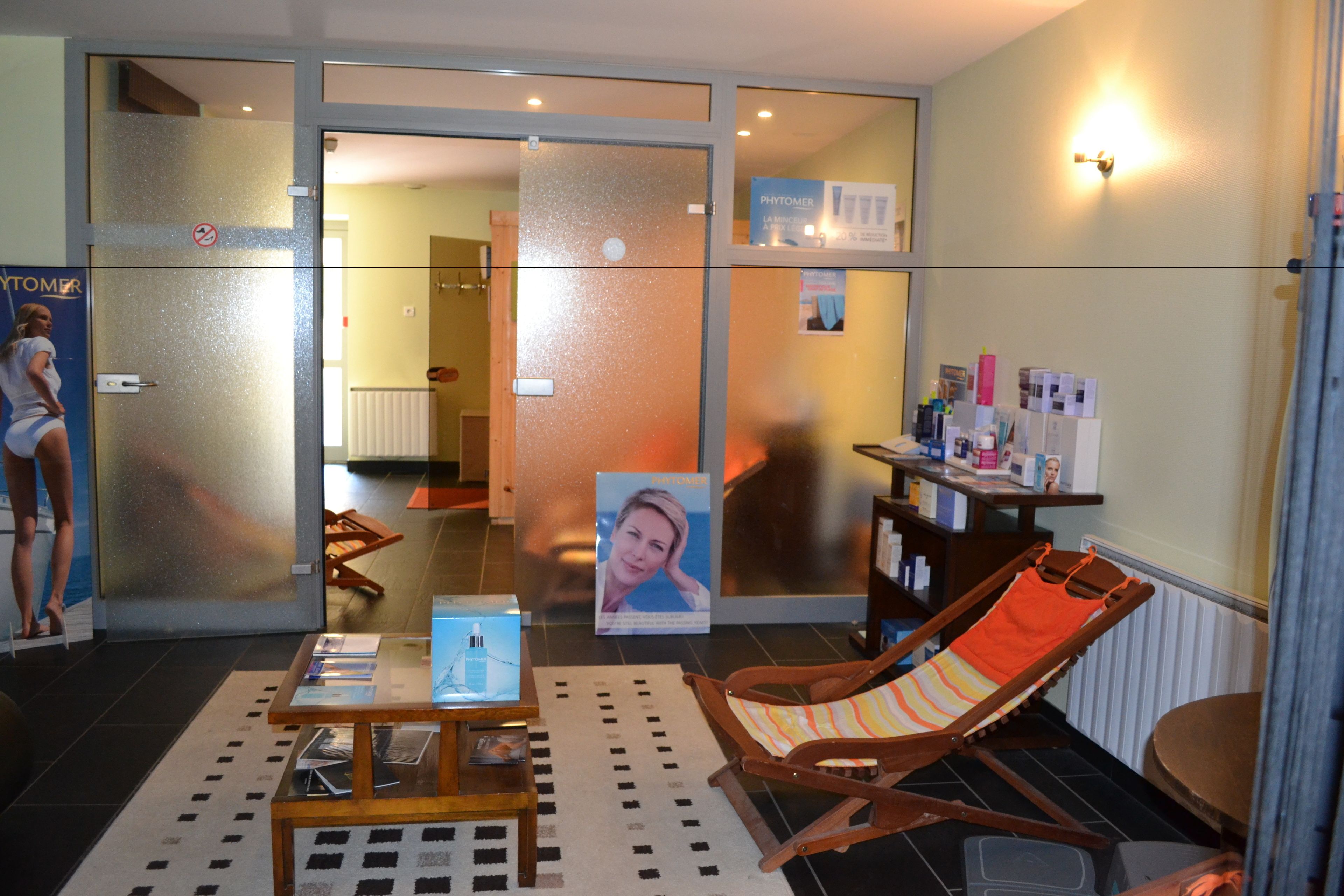 sauna, steam room, detox wraps, 1 treatment room