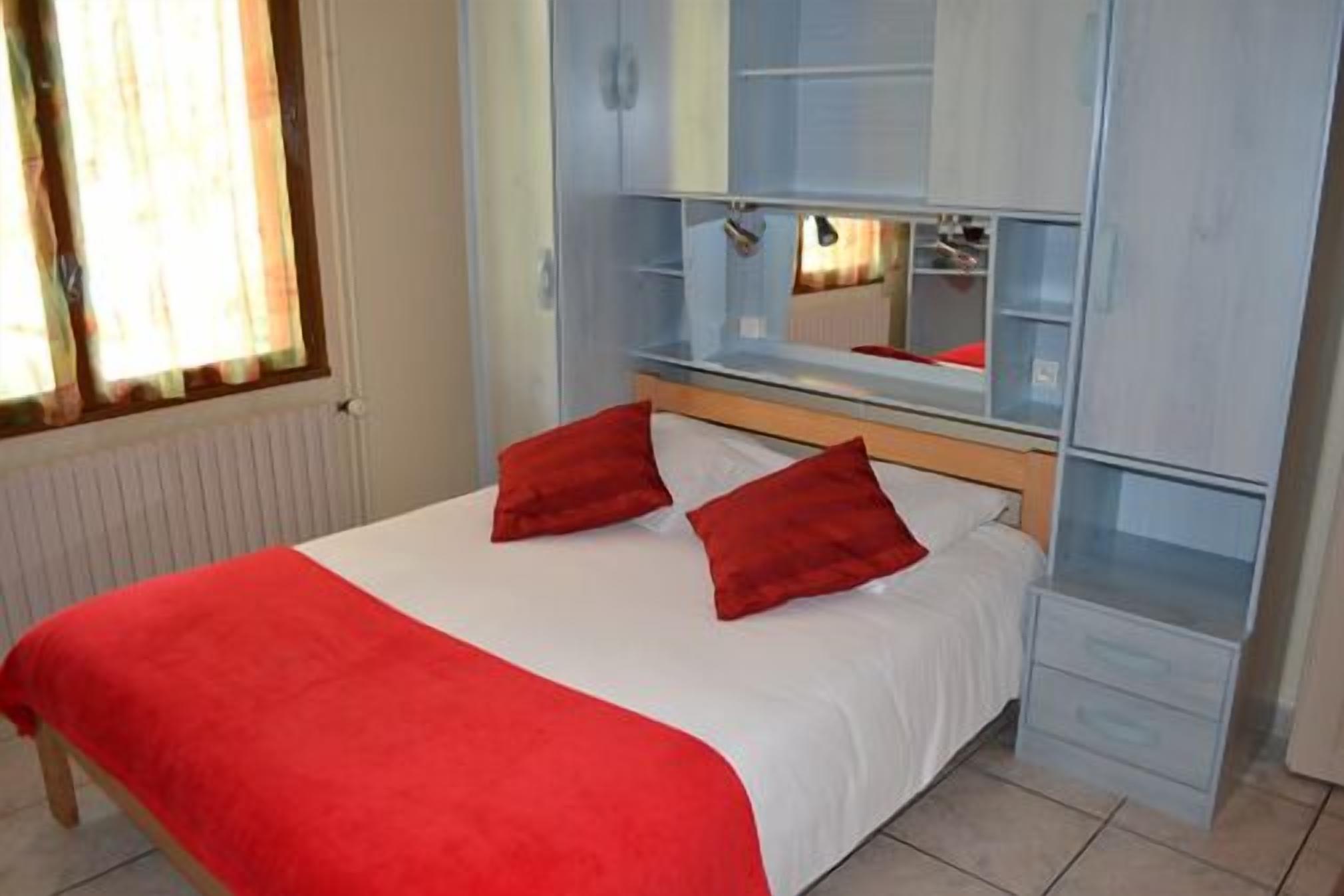 desk, iron/ironing board, free cots/infant beds, free wifi