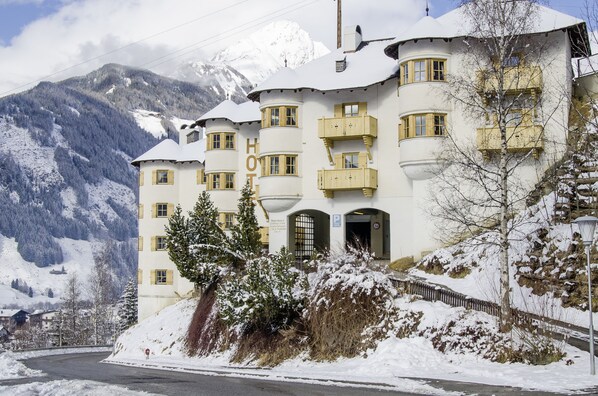 Exterior detail - Hotel Goldried (Matrei in Osttirol)