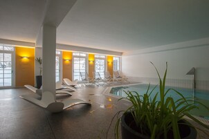 Un sauna, baño turco/hammam, masajes de tejido profundo