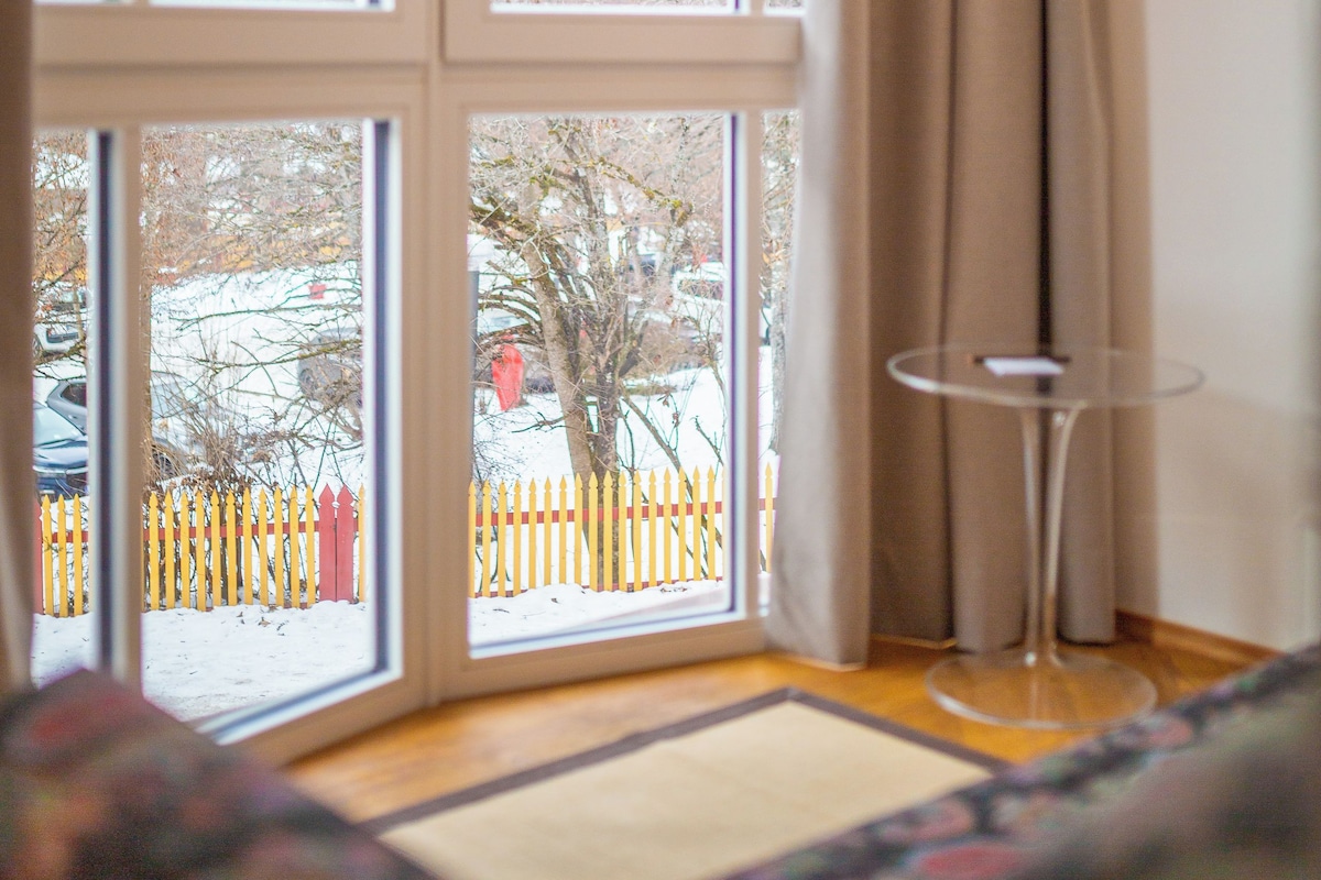 Appartement, 2 chambres, balcon | Coin séjour