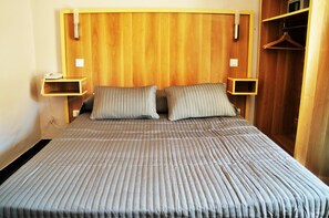 Comfort-Doppelzimmer | Minibar, Zimmersafe, Schreibtisch, schallisolierte Zimmer