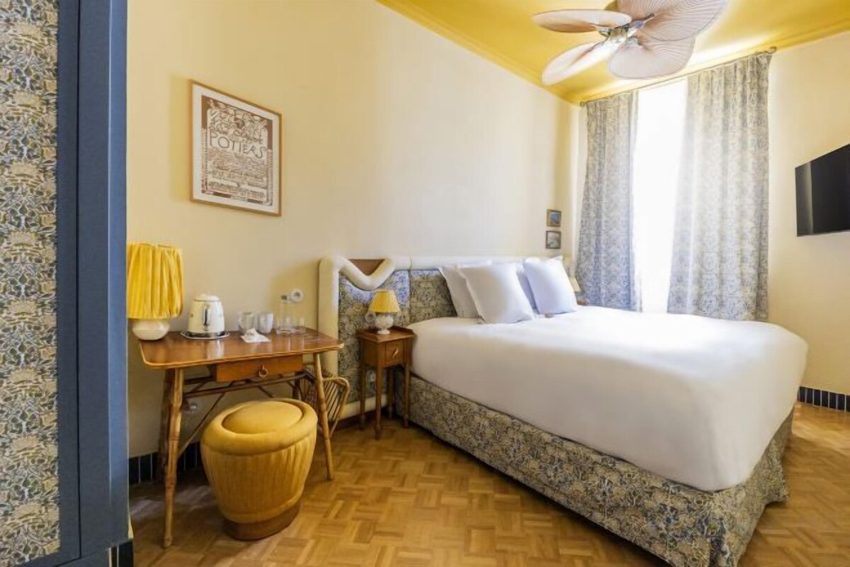 Premium bedding, in-room safe, desk, soundproofing