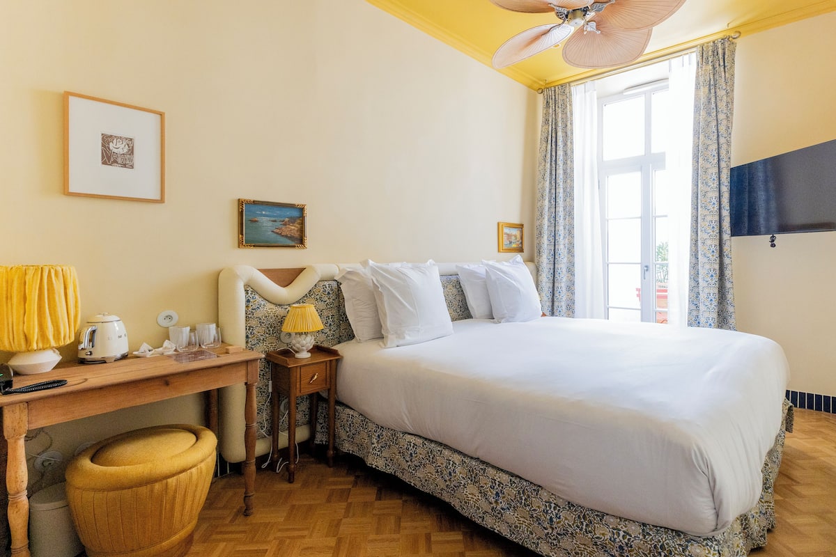 Chambre Confort, terrasse | 2 chambres, literie de qualité supérieure