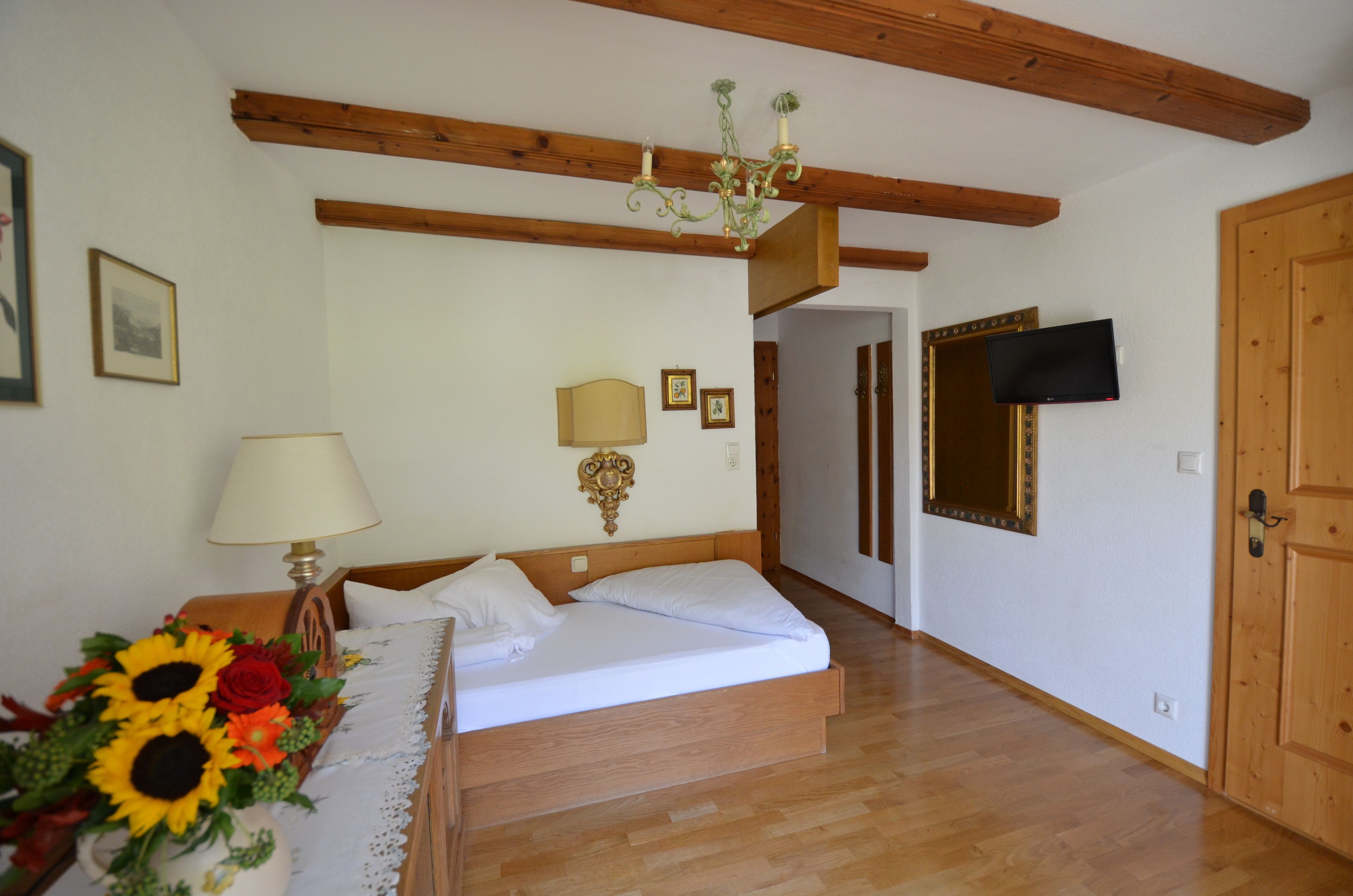 single room | 1 bedroom, premium bedding, in-room safe, desk