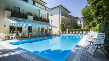 Piscina externa