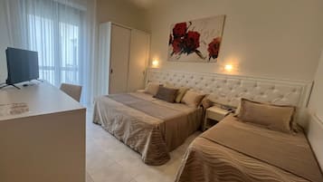 Minibar, Zimmersafe, kostenloses WLAN