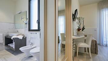 Hair dryer, towels