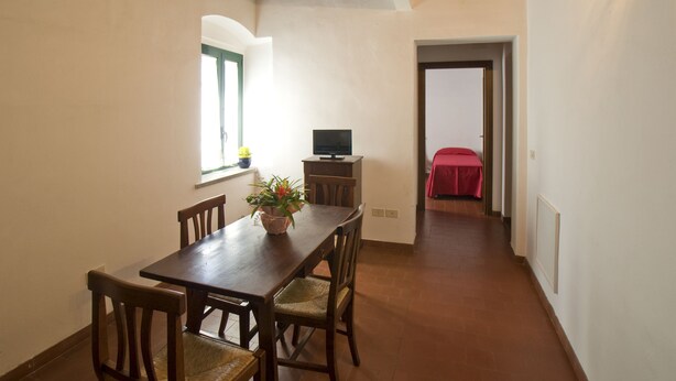 Unclassified image, 1 of 35, button - Razza del Casalone (Grosseto)